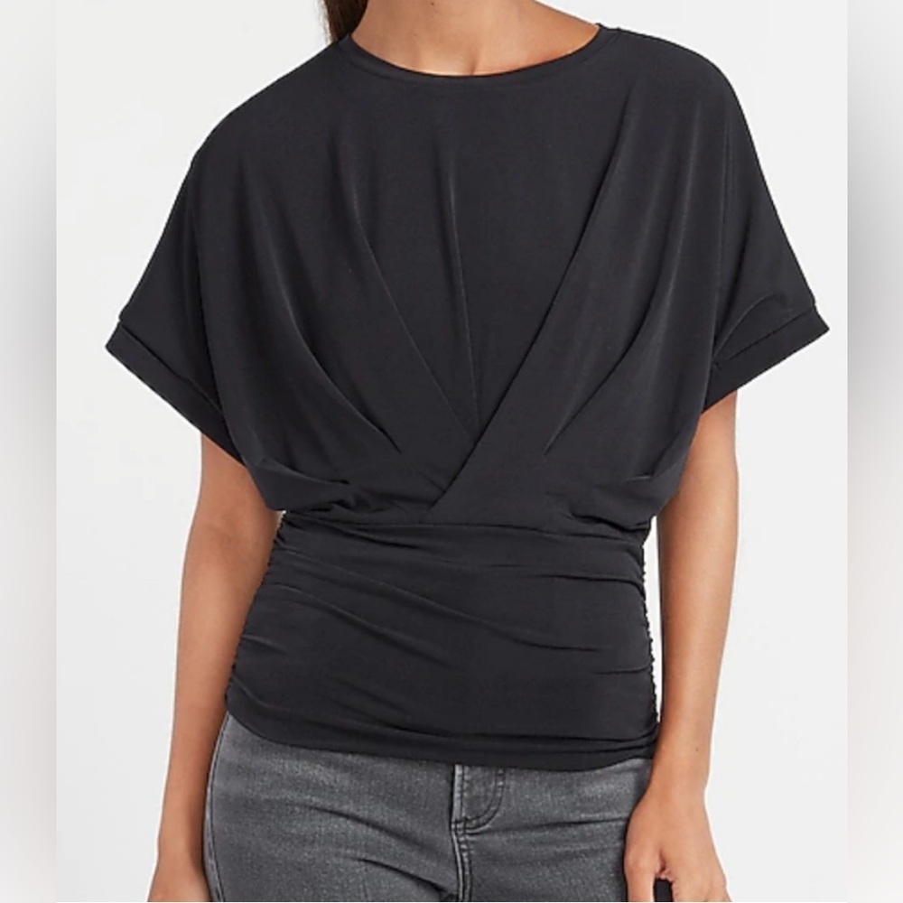 NWT Express Banded Twist Front Top Black Size M
